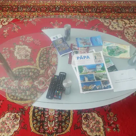 Margareta Apartmanhaz Daire Pápa