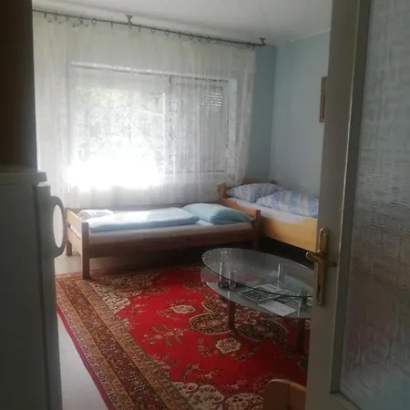 Margareta Apartmanhaz *